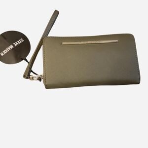 Steve Madden Gray Wallet